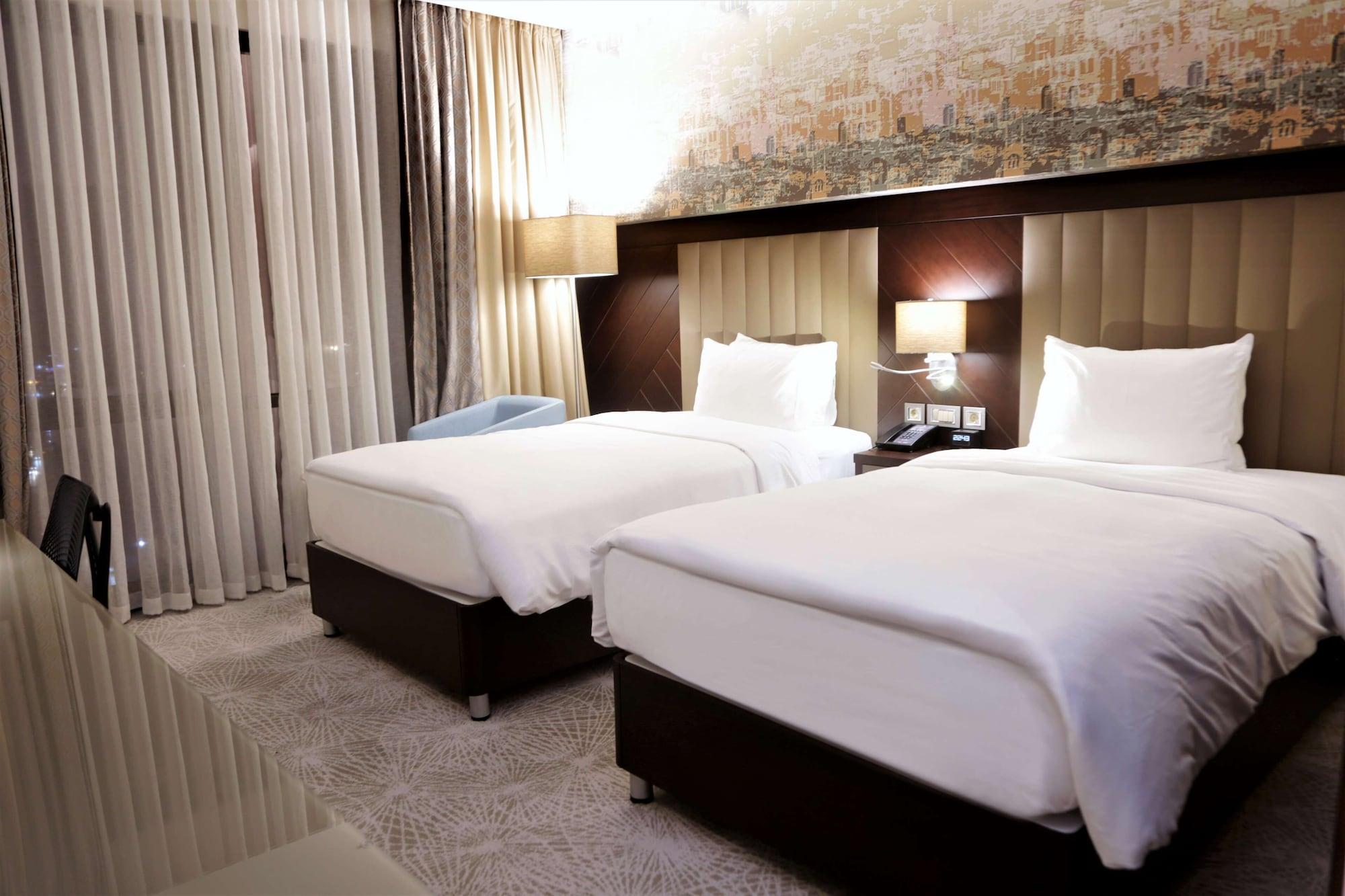 Doubletree By Hilton Istanbul Umraniye Hotel Exterior photo Deluxe Room