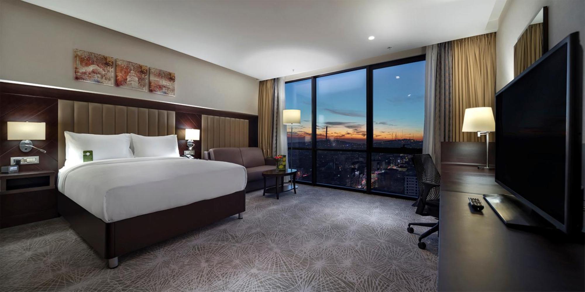 Doubletree By Hilton Istanbul Umraniye Hotel Room photo
