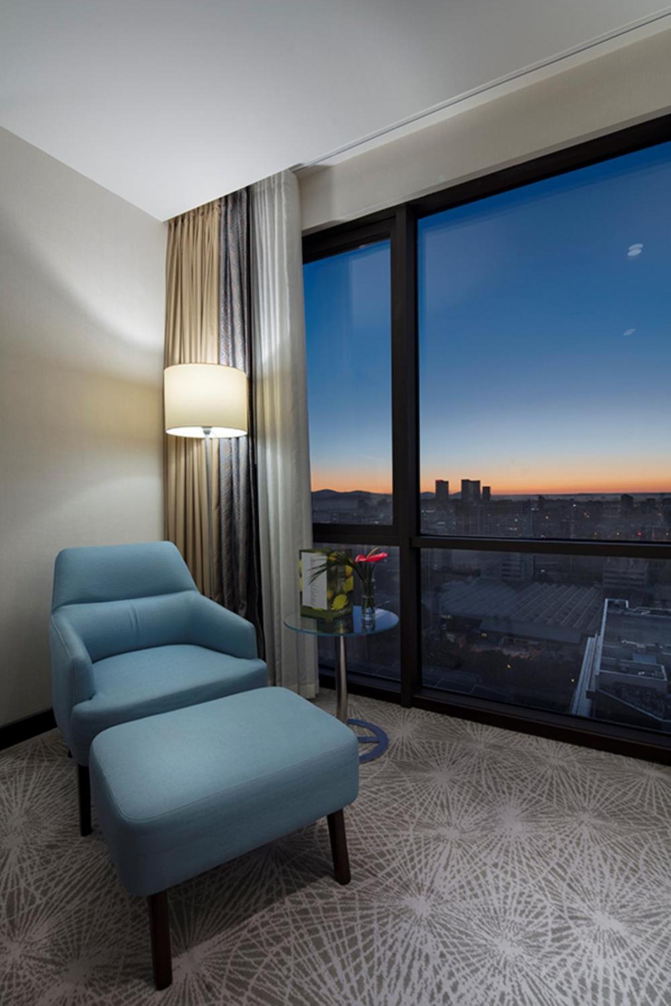 Doubletree By Hilton Istanbul Umraniye Hotel Room photo
