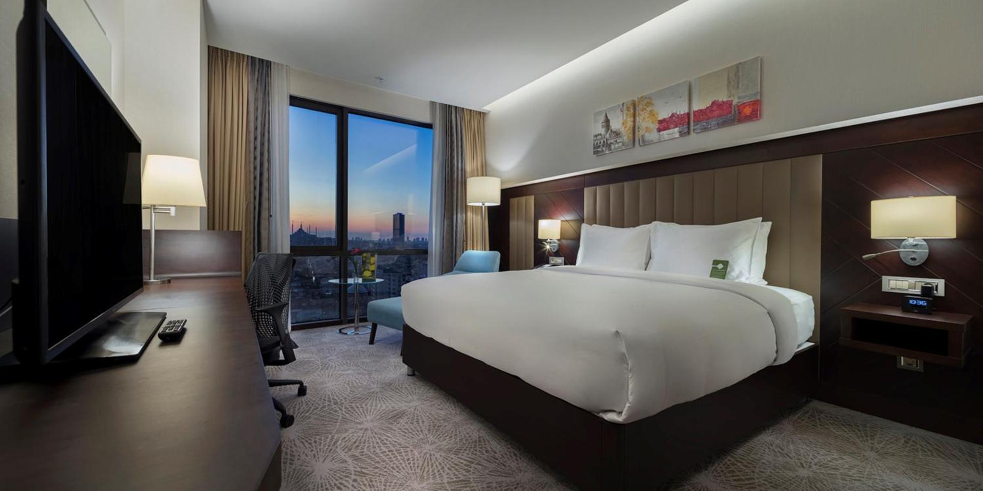 Doubletree By Hilton Istanbul Umraniye Hotel Room photo