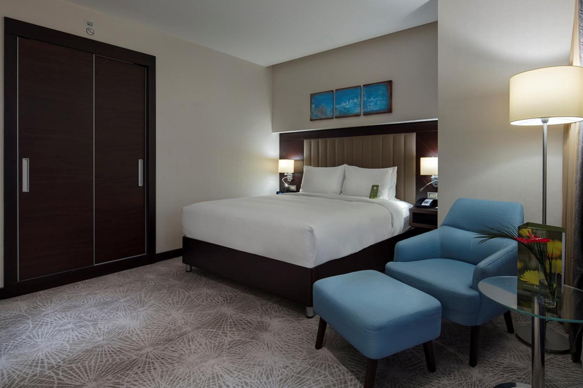 Doubletree By Hilton Istanbul Umraniye Hotel Room photo