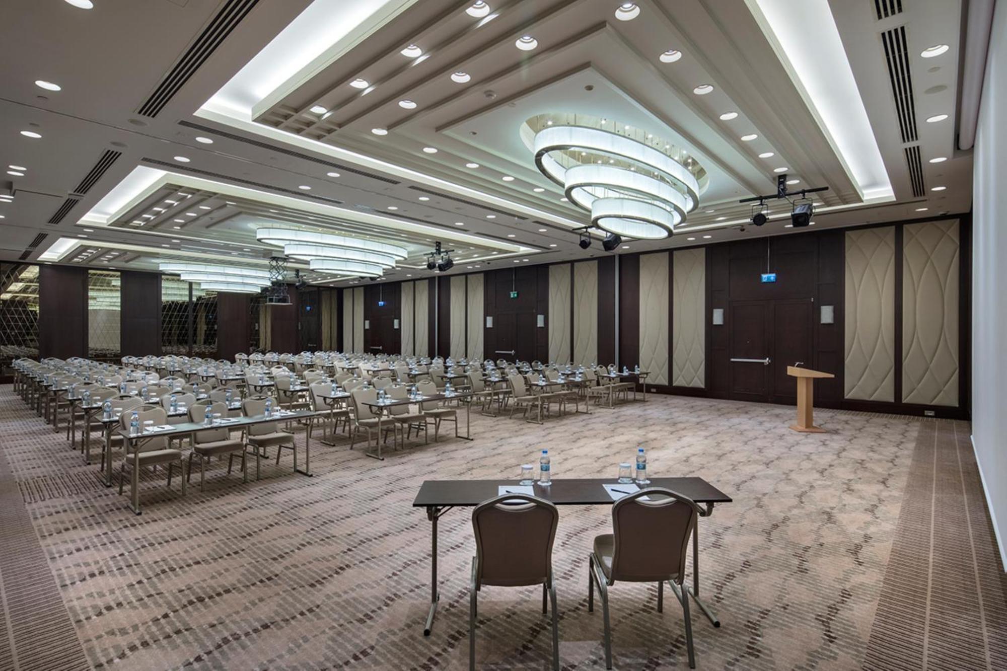 Doubletree By Hilton Istanbul Umraniye Hotel Exterior photo The ballroom