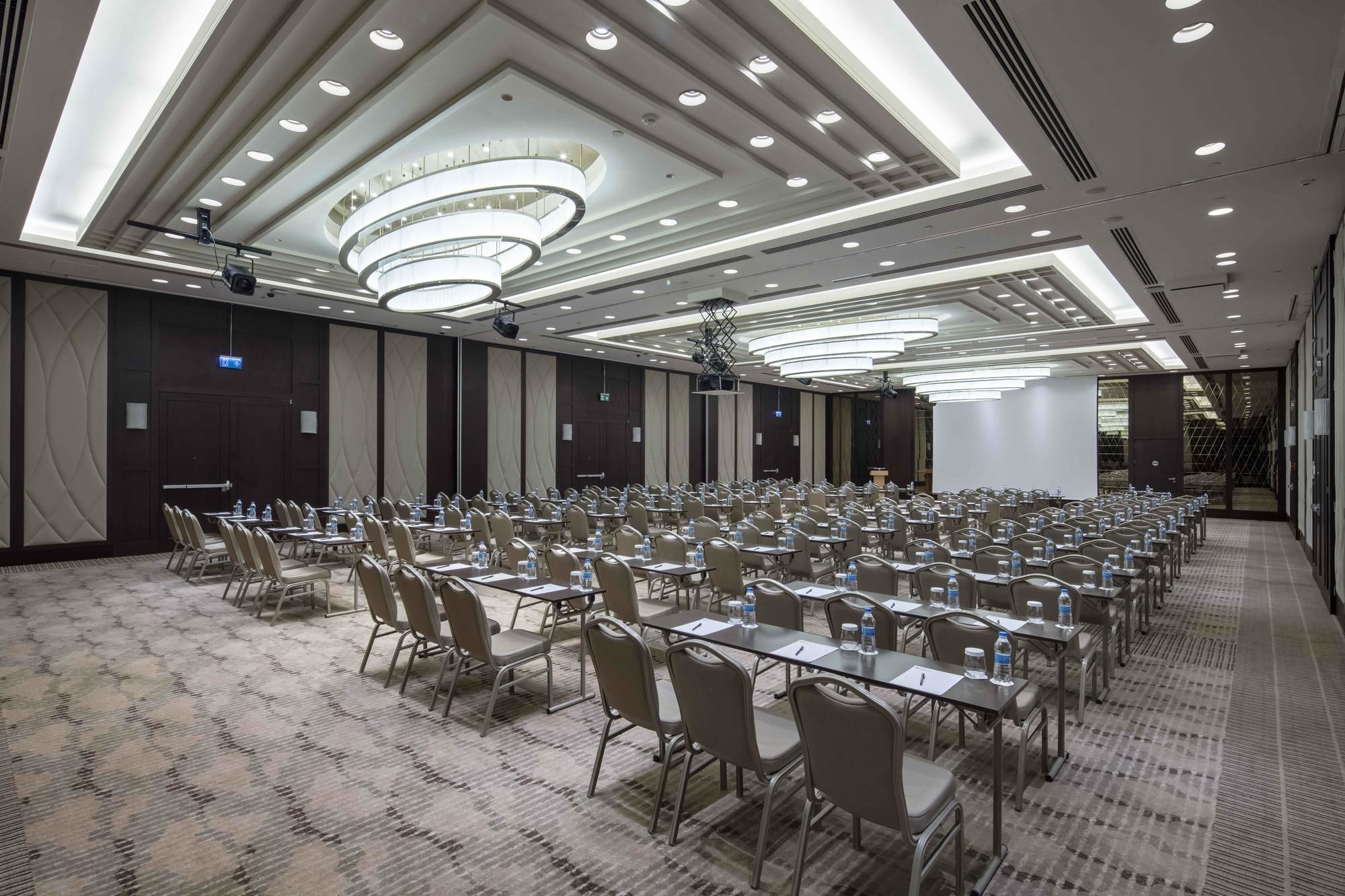 Doubletree By Hilton Istanbul Umraniye Hotel Exterior photo The Grand Ballroom