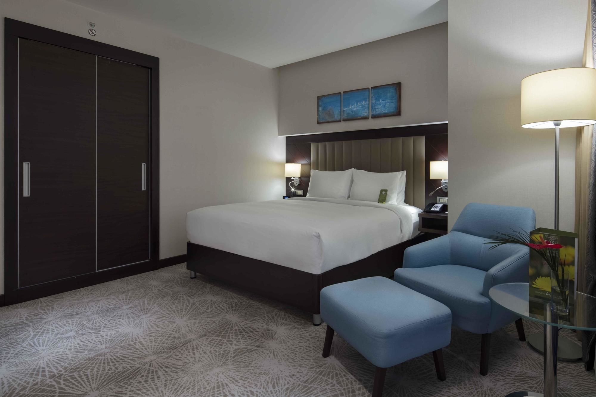 Doubletree By Hilton Istanbul Umraniye Hotel Exterior photo A bedroom at the hotel